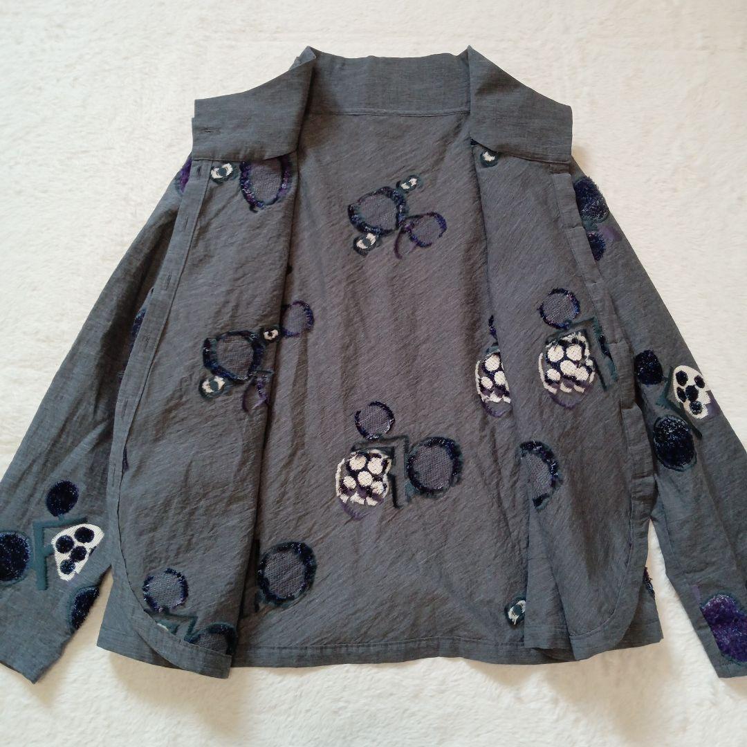 慈雨　ジウ　センソユニコ　シャツ　ブラウス　スタンドカラー　薄手ジャケット　刺繍
