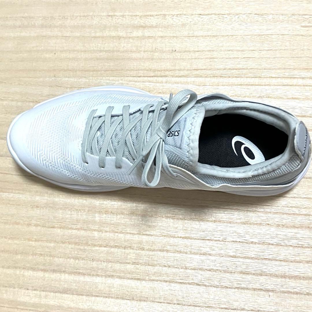美品 ASICS GLIDE NOVA FF3 ホワイト 28cm
