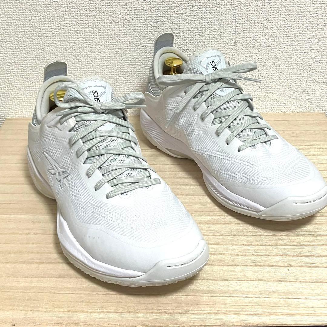 美品 ASICS GLIDE NOVA FF3 ホワイト 28cm