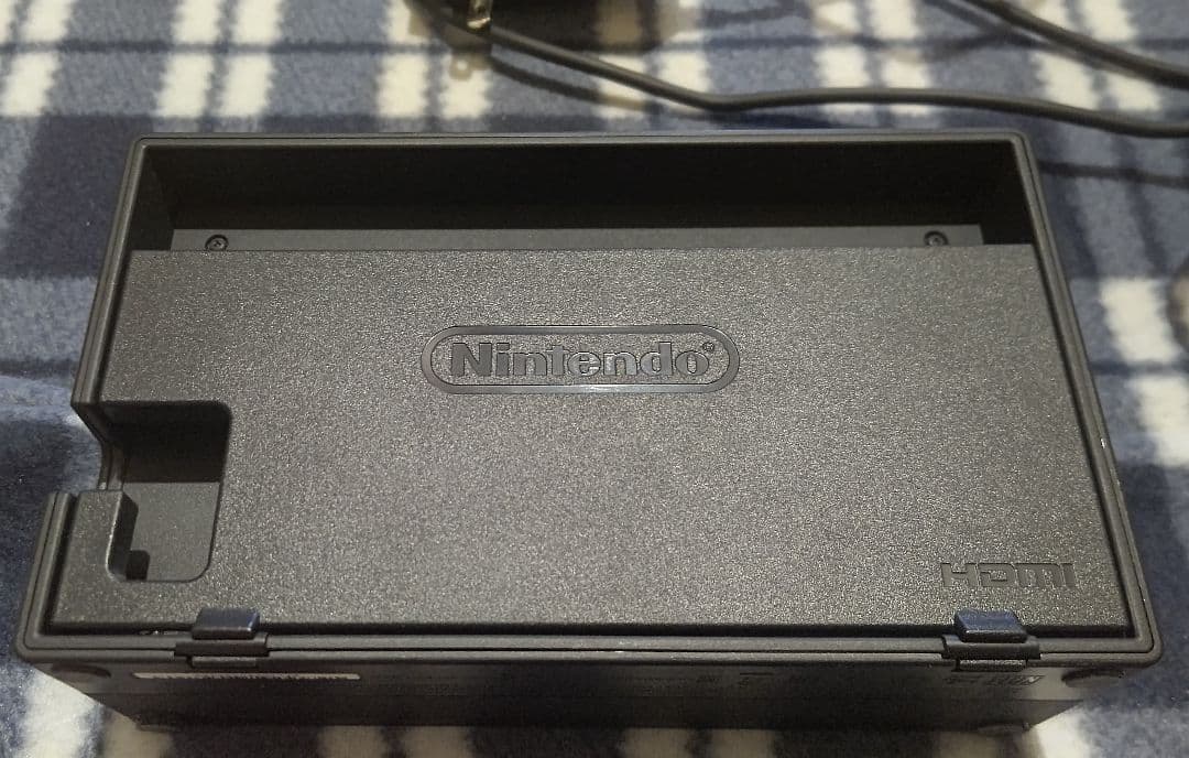 Nintendo Switch 本体 青/赤 Joy-Con ドック・ケーブル付