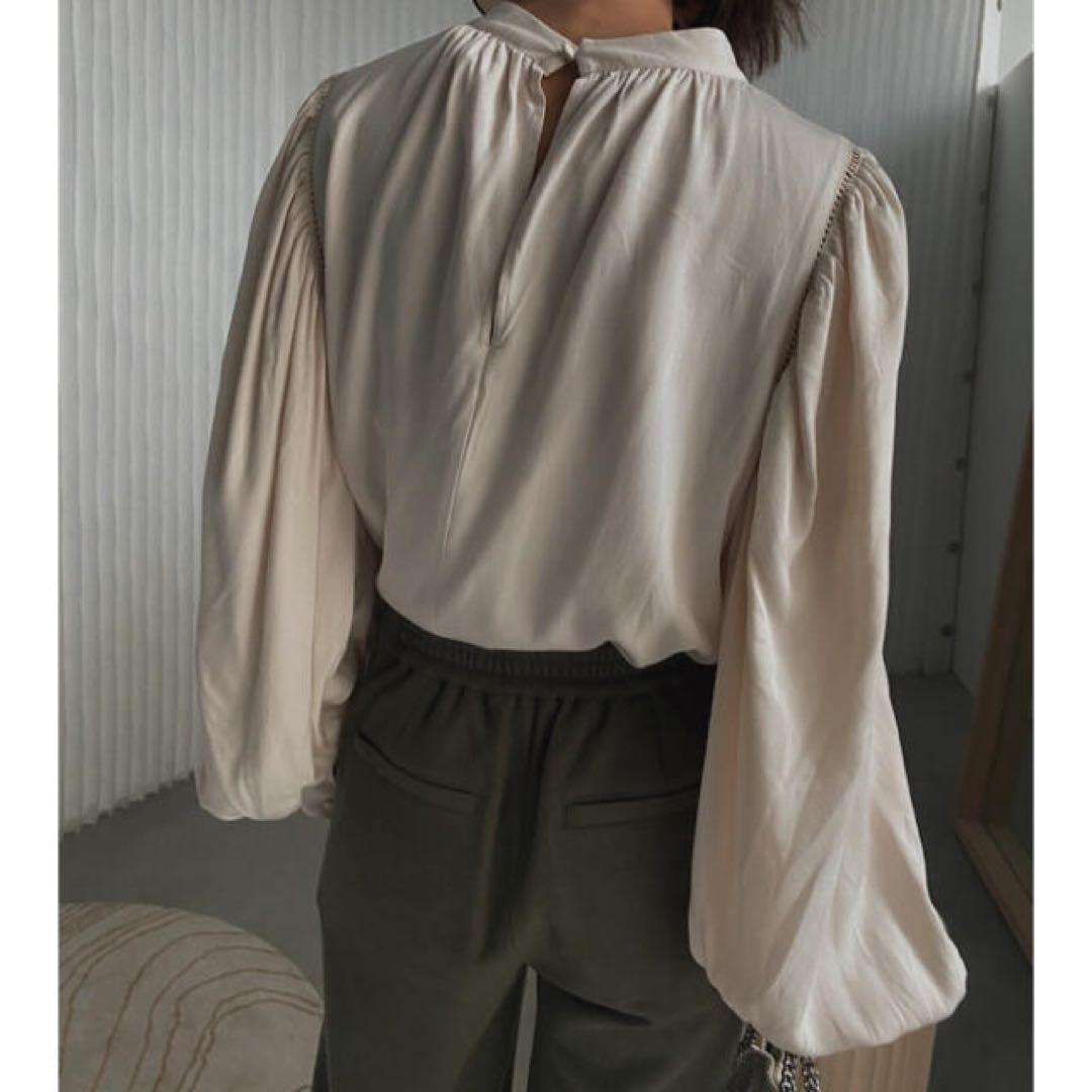 トップス Ameri VINTAGE EMBROIDERY PUFF BLOUSE