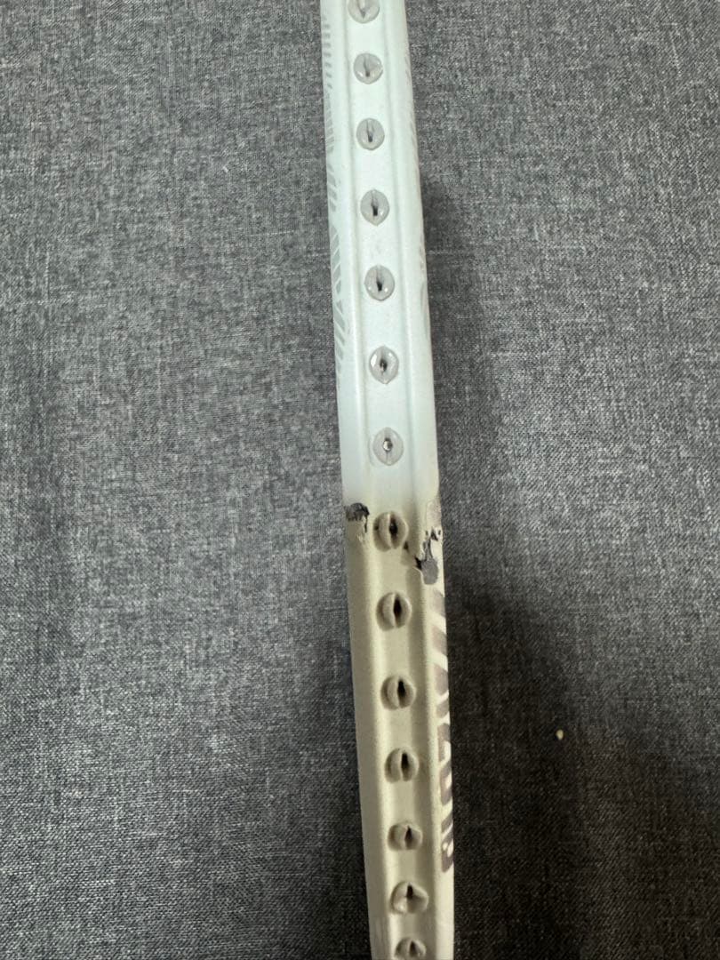 ARTUS 01 SPEED バドミントンラケットジャンク品2本