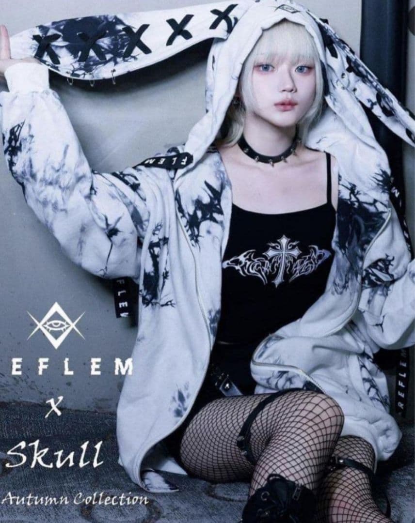 「REFLEM」レフレム レースアップうさ耳ジップパーカー (ホワイト•グレー)