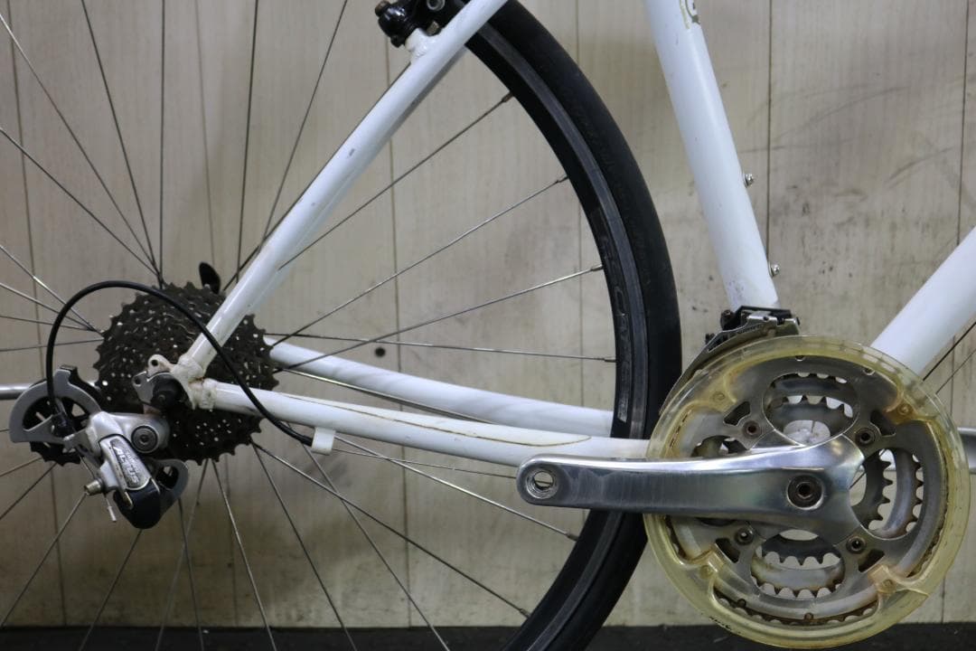 GIANT ESCAPE R3 700C アルミ 24速 470mm 白クロス