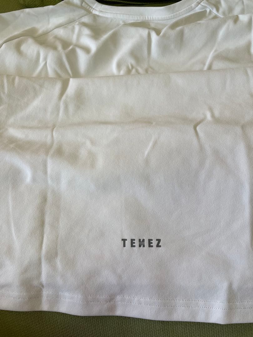 TEHEZ ムーンテック ホワイト Tシャツ