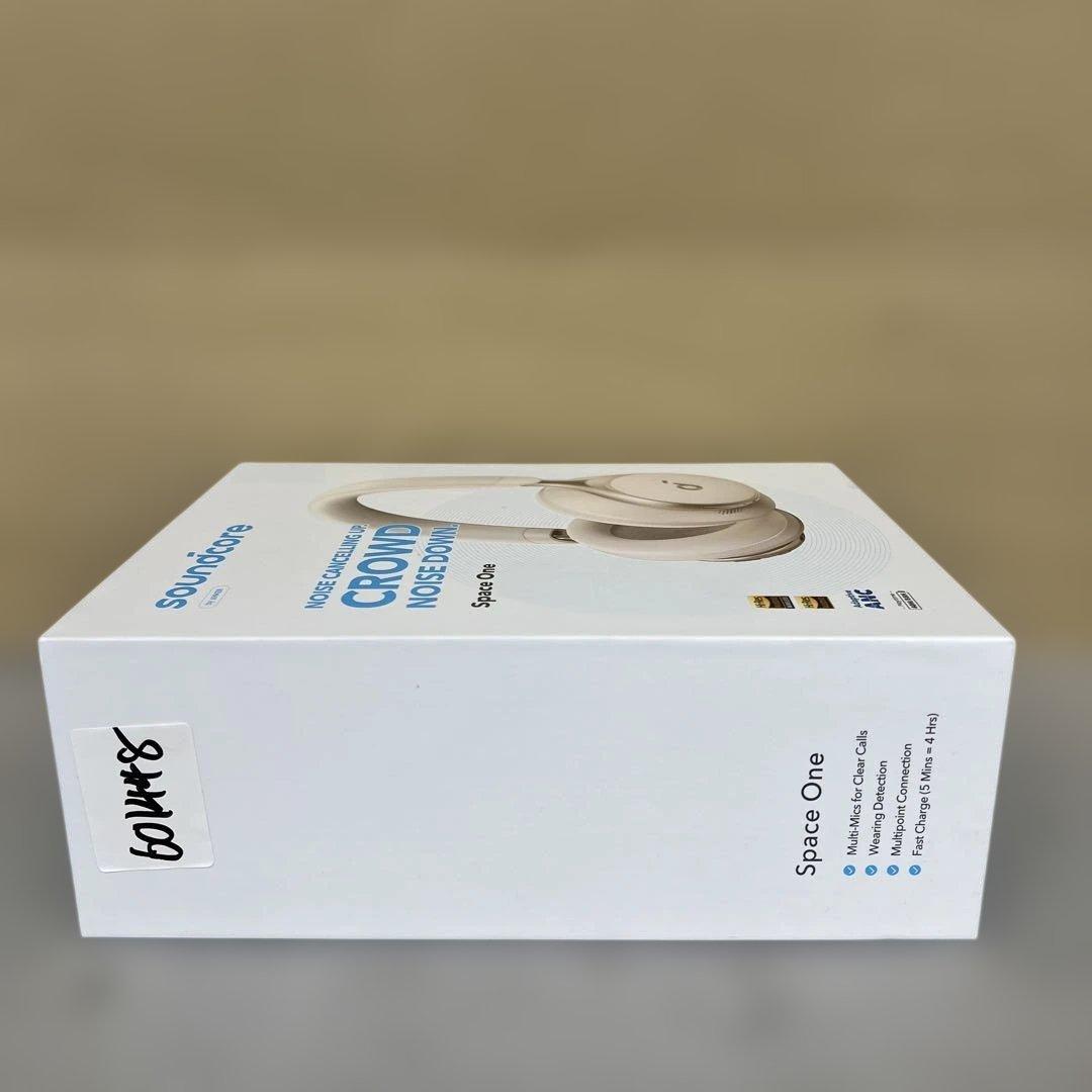 601448 Anker Soundcore Space One ホワイト