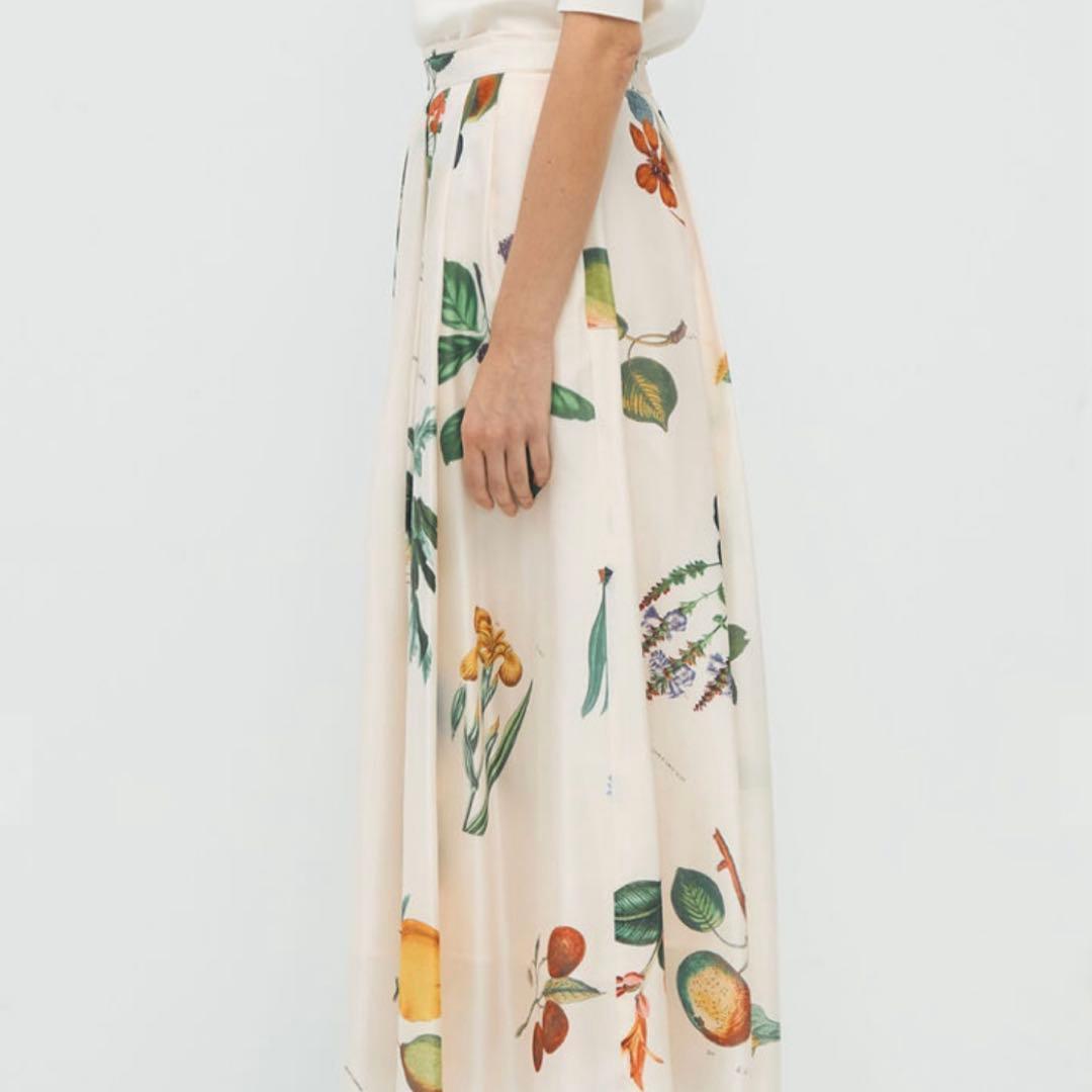 美品✨CABaN BLOOMIN ART シルク 人気ボタニカル柄 ロング F