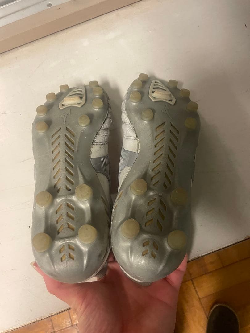 Mizuno Morelia Neo シャイニングサッカーシューズ
