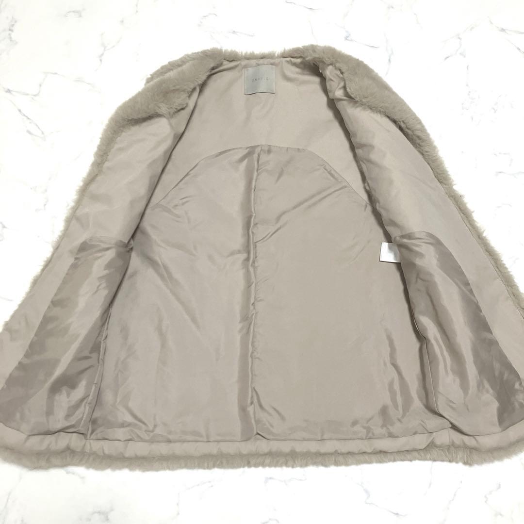 美品　UNFILO アンフィーロ　エコファージレ　ベスト　ファー　ベージュ