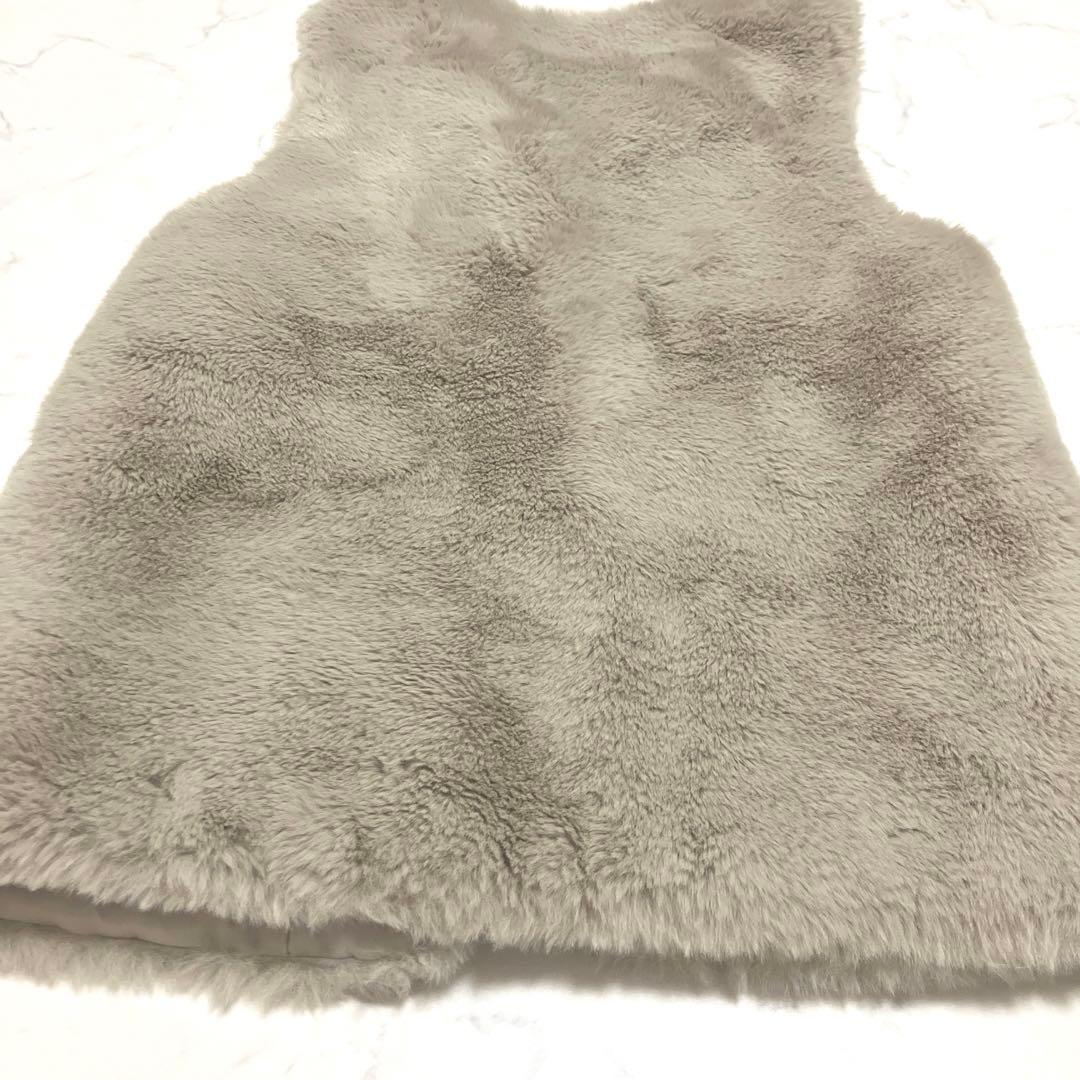美品　UNFILO アンフィーロ　エコファージレ　ベスト　ファー　ベージュ