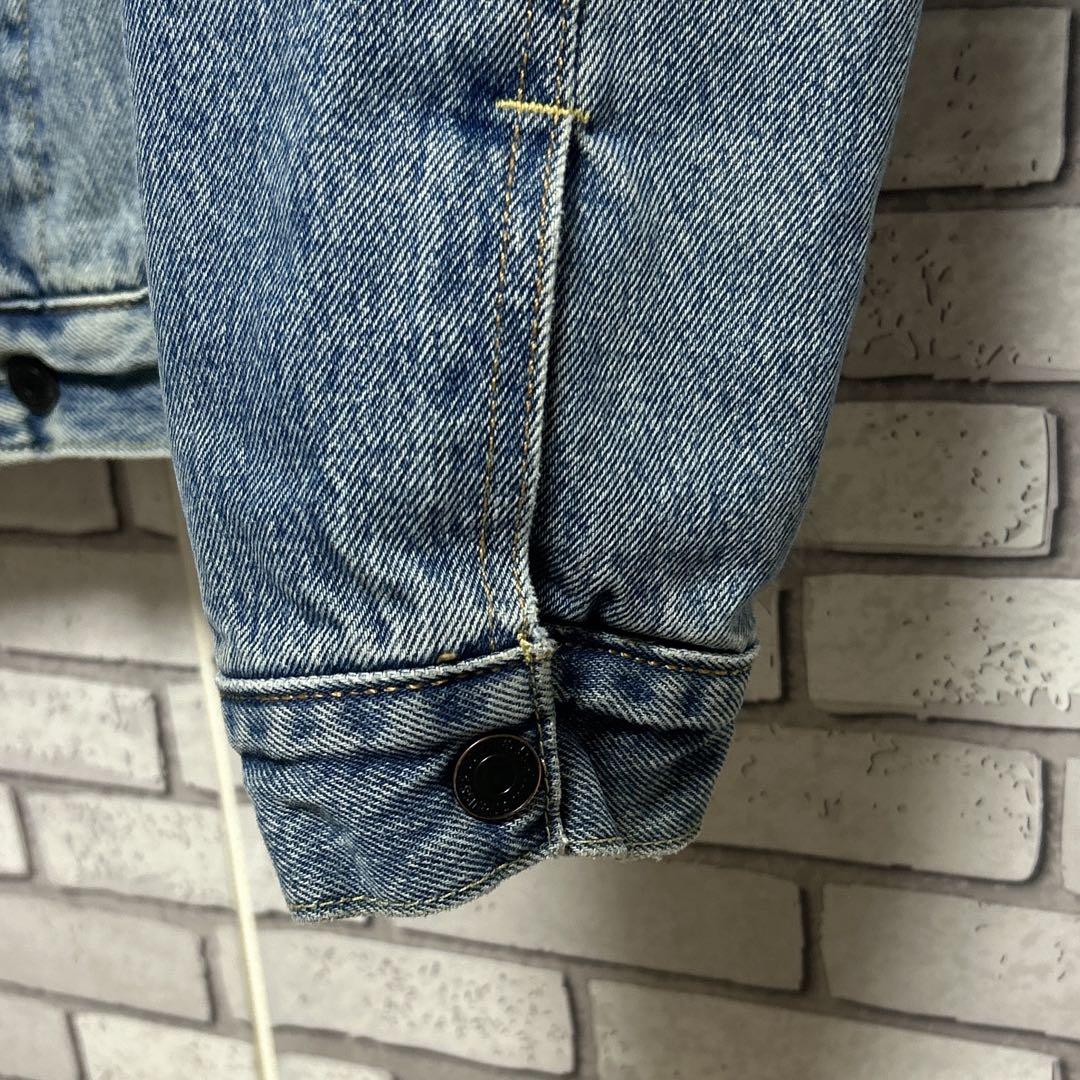 《美品》Levi's☆リーバイス デニムジャケット メンズ ボア裏地襟 M