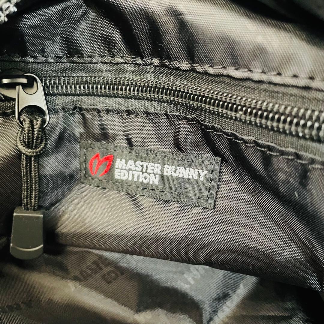 未使用級✨　MASTER BUNNY EDITION ロッカーバッグ ブラック