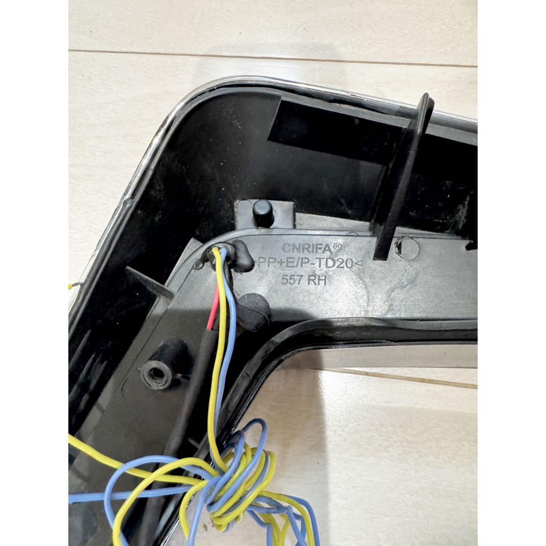 純正同様　アルファード シグネチャーイルミブレード デイライト 流れるウインカー