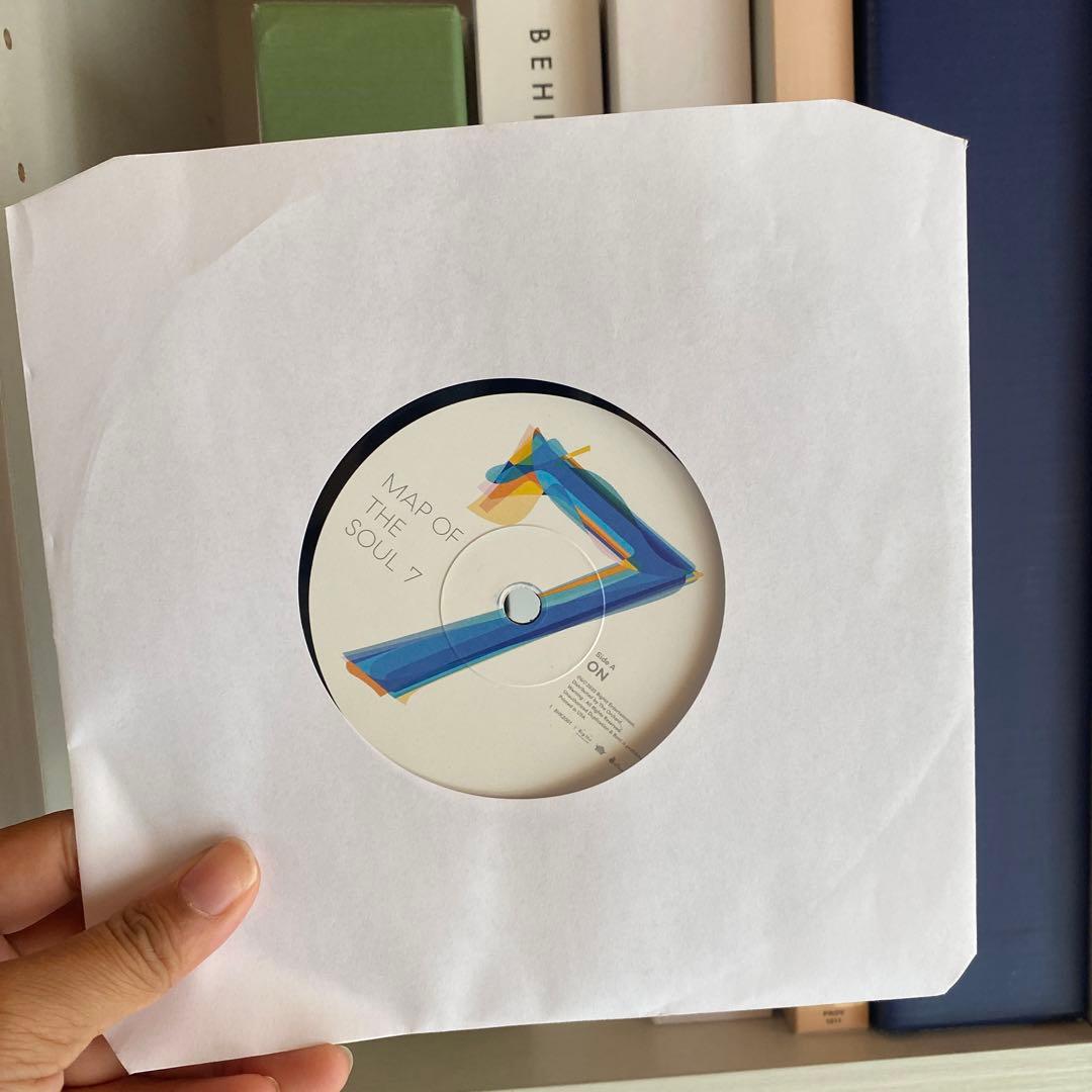 BTS MAP OF THE SOUL 7 レコード