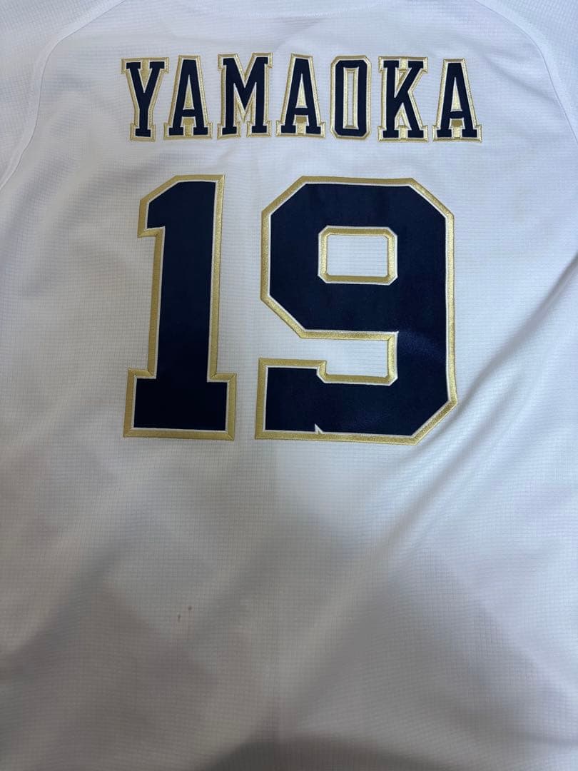 オリックスバファローズ 山岡泰輔ユニフォームSサイズ