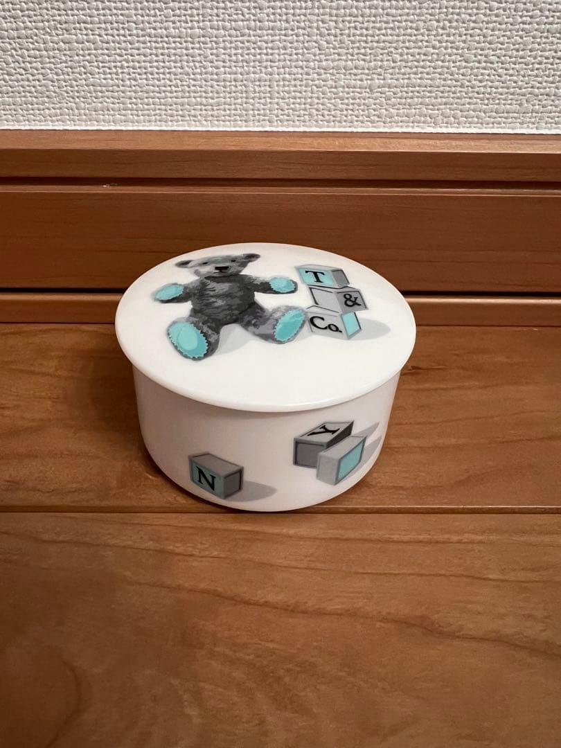 ティファニー　ベア&ブロックラウンドボックス小物入れ