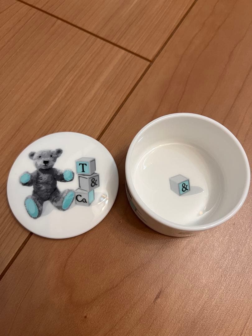 ティファニー　ベア&ブロックラウンドボックス小物入れ