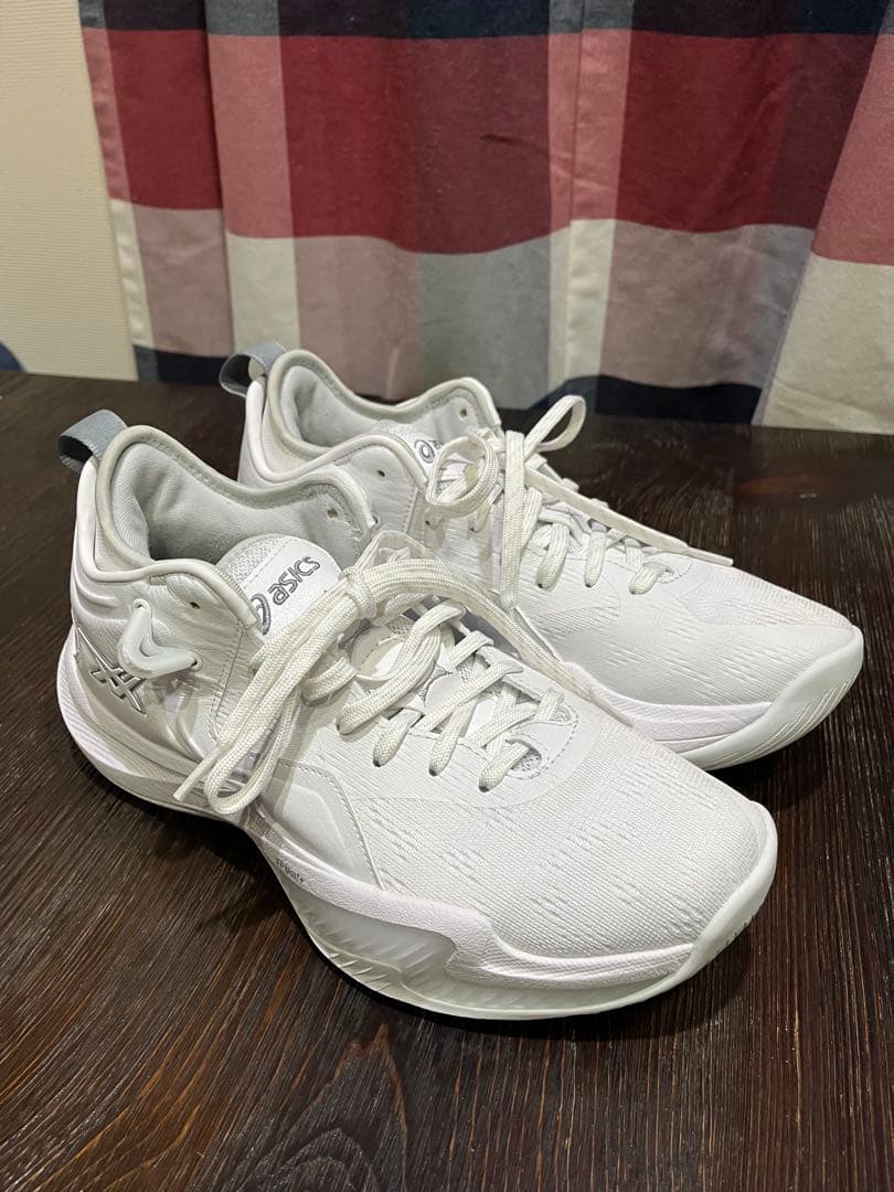 ASICS NOVA SURGE 3 25.5cm レディース 美品 バッシュ