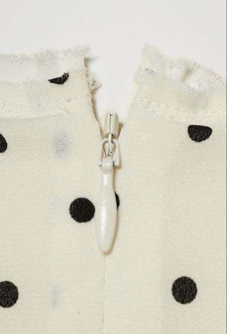 【新品タグ付き】Mila Owen クルーネック ドット ナローワンピース M