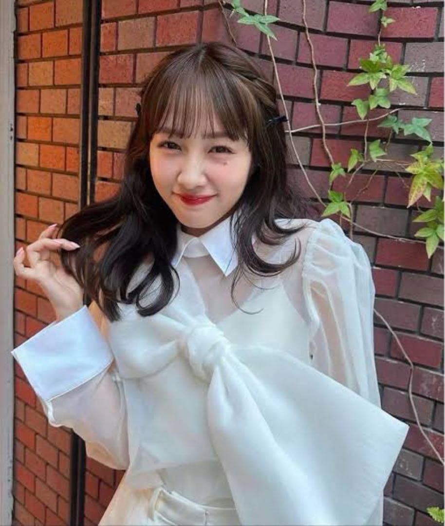 トップス Bibiy. KITTY RIBBON BLOUSE