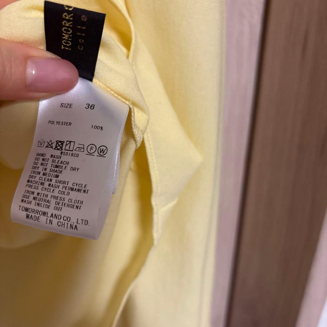 【土日限定お値下げ！】トゥモローランド　ボウタイブラウス