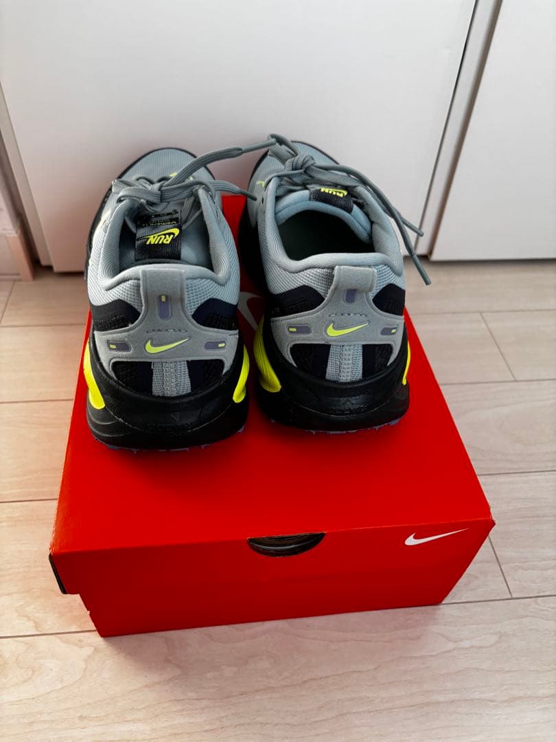 美品　Nike ナイキ　ボメロ18 GTX GORE-TEX 25.5