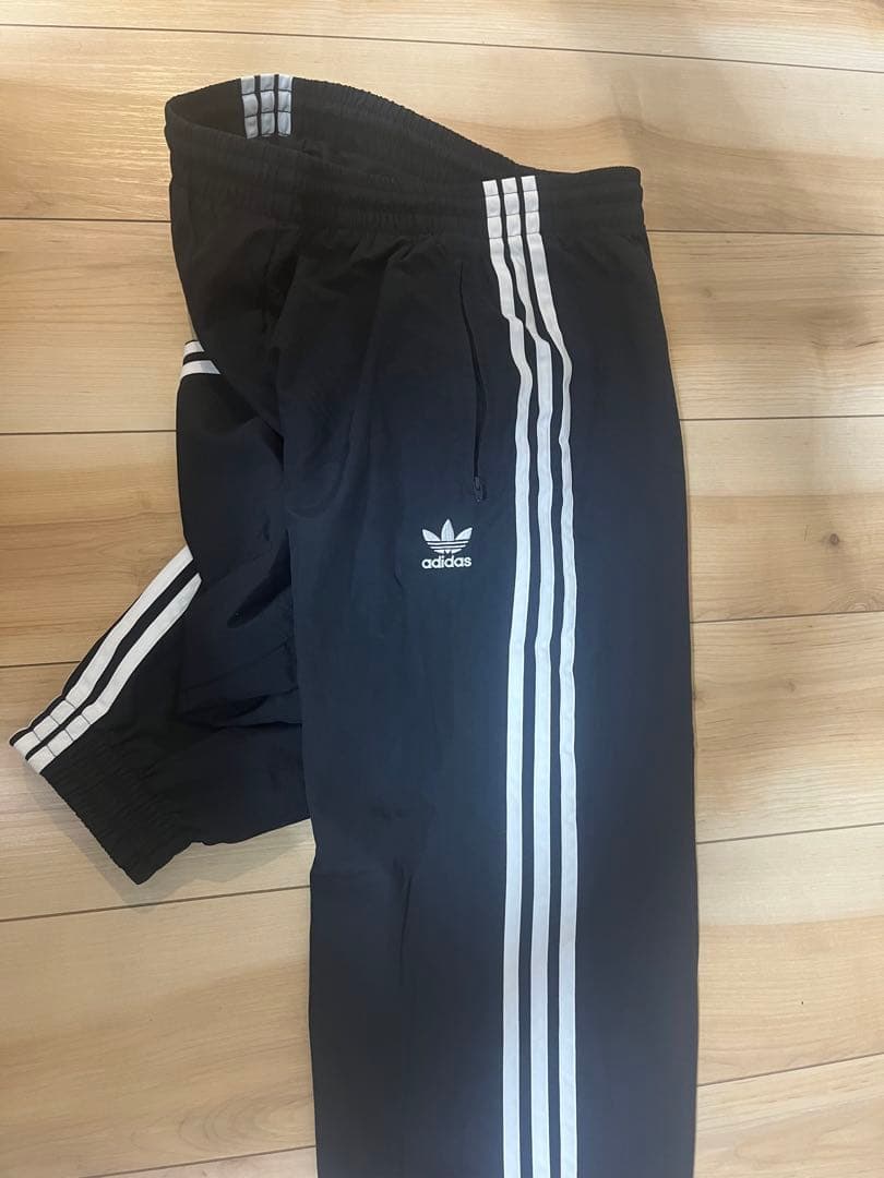アディダス adidas ウーブン ファイアーバード トラック　パンツ　ジャージ