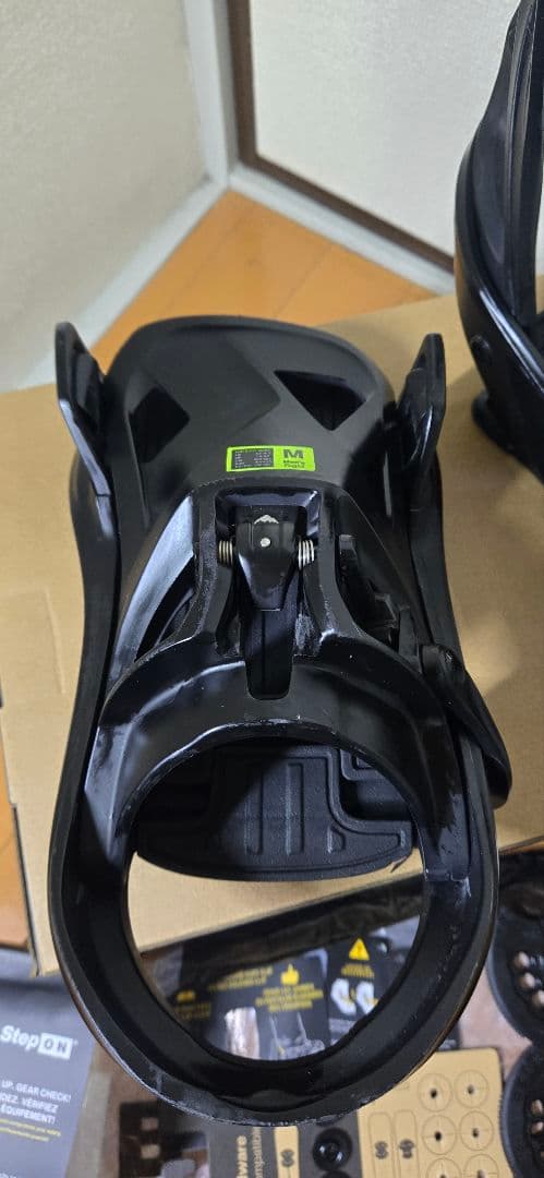 burton step on ステップオン　Mサイズ　スノーボードビンディング