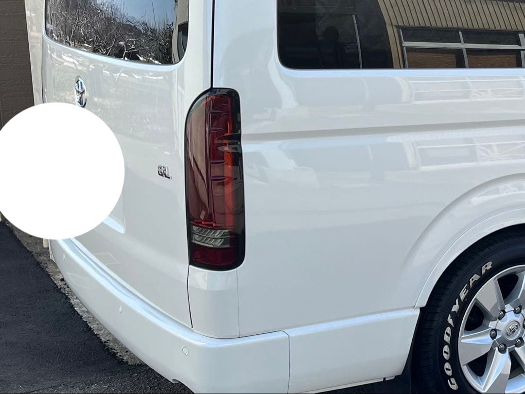 ハイエース200系 FLEX Valenti ULTIMATE テールランプ