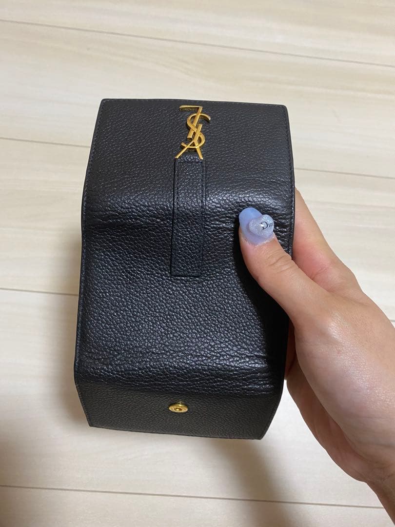 SAINT LAURENT ブラック レザー キーケース