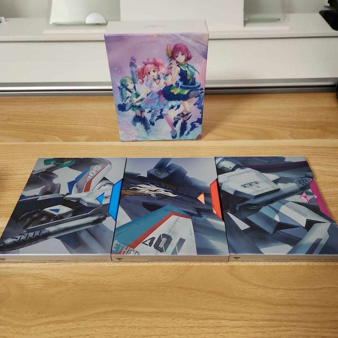 超時空要塞マクロスΔ　Blu-ray全巻セット
