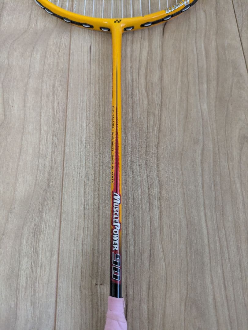 YONEX　MUSCLEPOWER90　ヒビあり