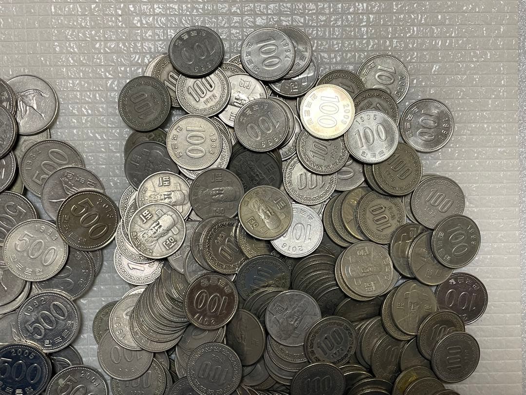 古銭　韓国古銭　韓国ウォン　韓国硬貨　韓国　500ウォン　100ウォン