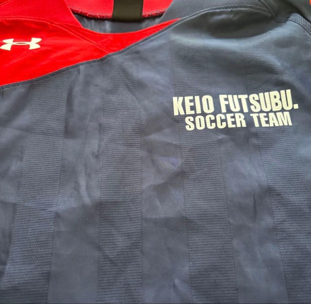 ウェア UNDER ARMOUR KEIO FUTSUBU SOCCER TEAM