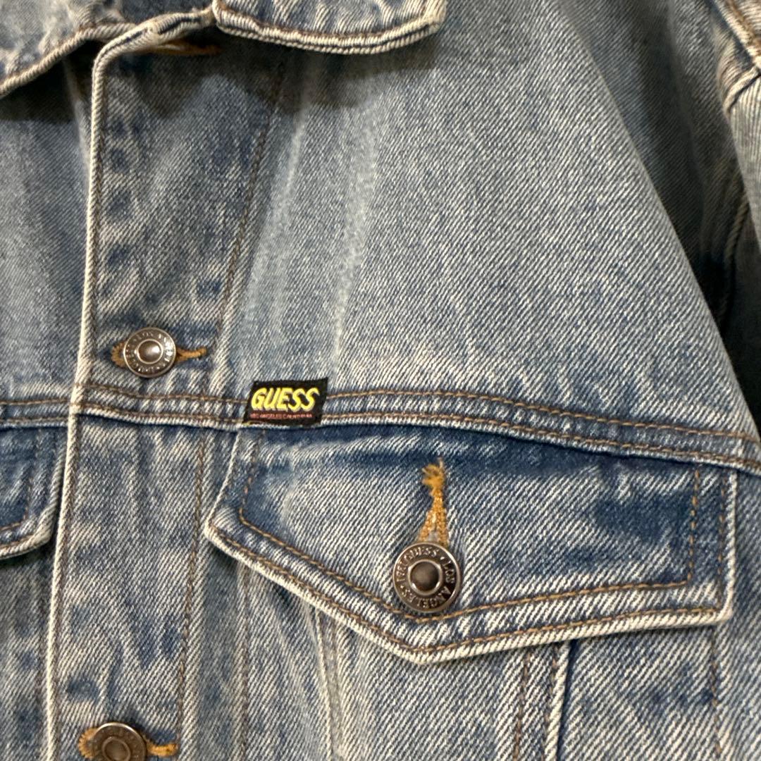GUESS デニムジャケット 刺繍 Disney Friends ミッキー L