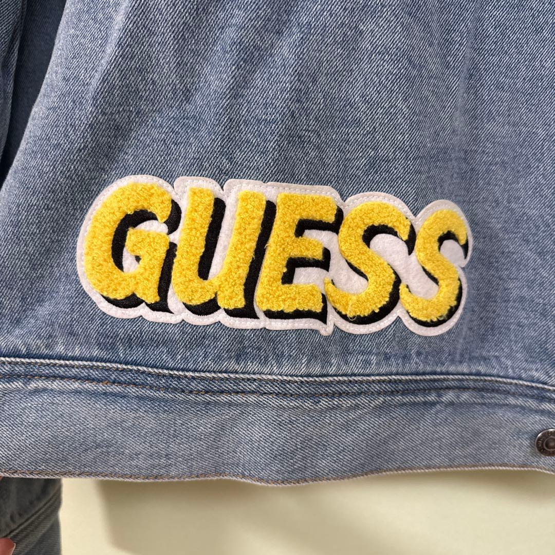 GUESS デニムジャケット 刺繍 Disney Friends ミッキー L