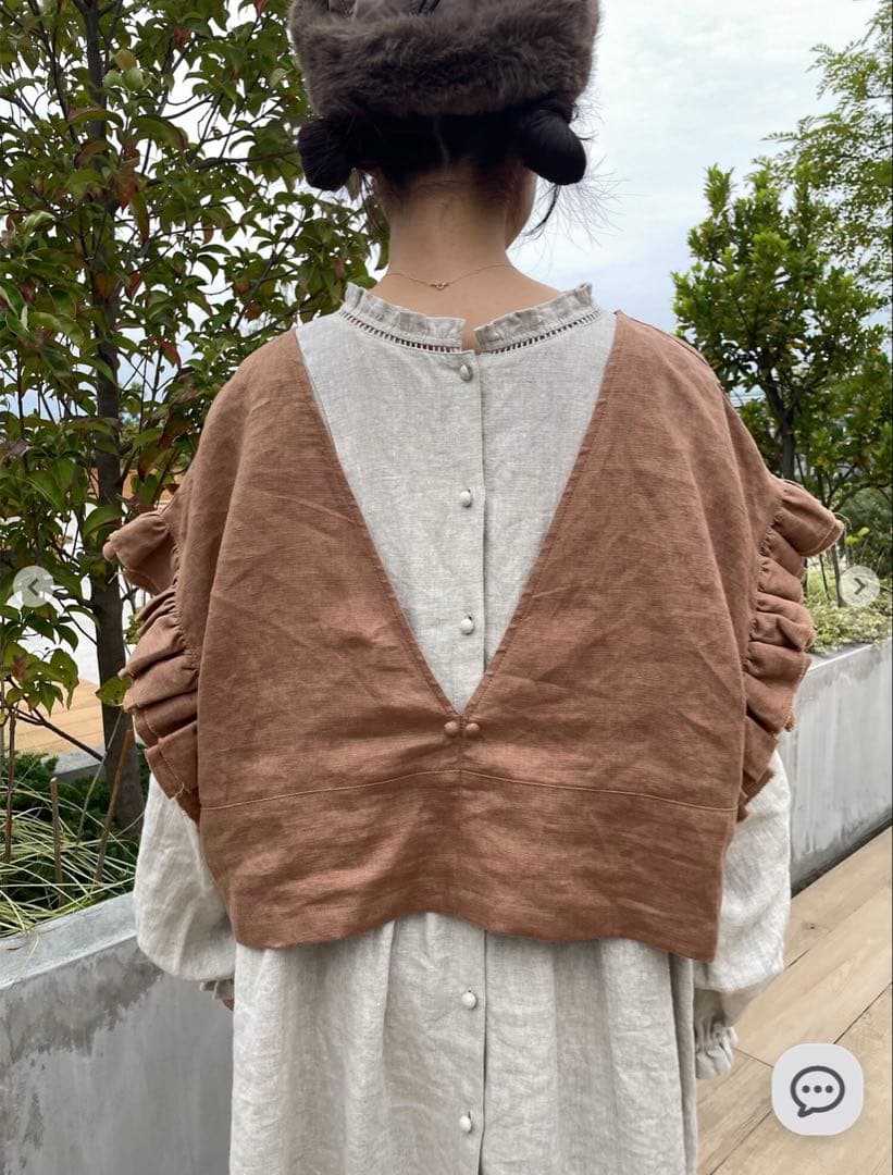 みかん様　 立川店/EC限定】リネンダブルフリル2WAYベスト　サマンサモスモス