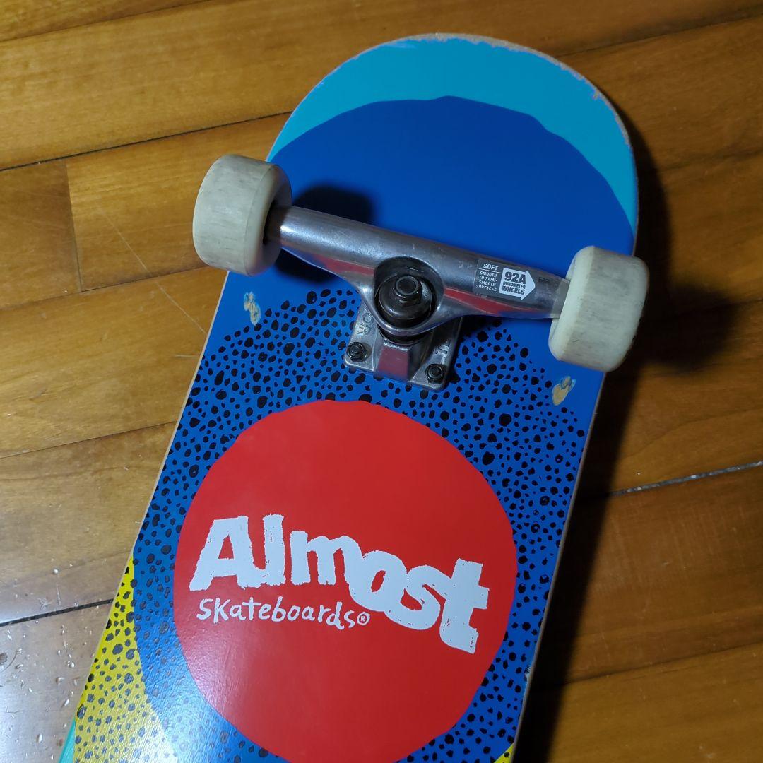 Almost スケートボード スケボー　オルモスト