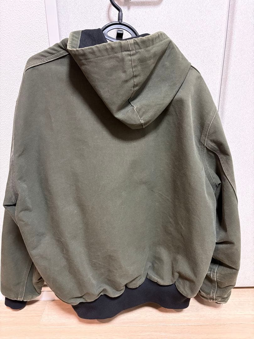 Carhartt フード付きジャケット オリーブ