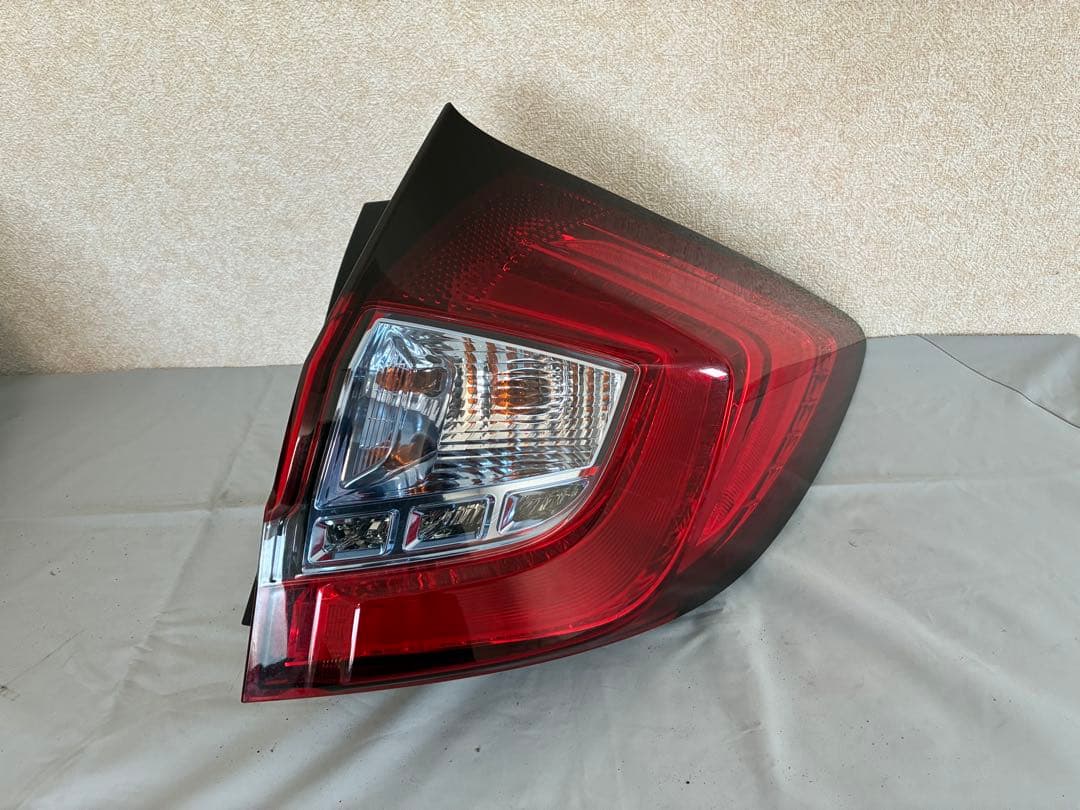 ホンダ ジェイド FR4 純正テールランプ 左右セット 動作確認済み 美品