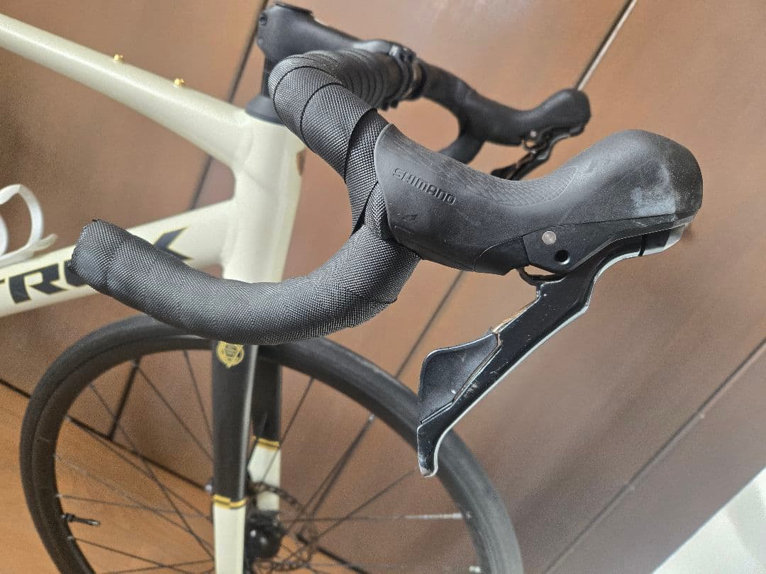 TREK domane AL4 Gen4 2024年モデル　ロードバイク