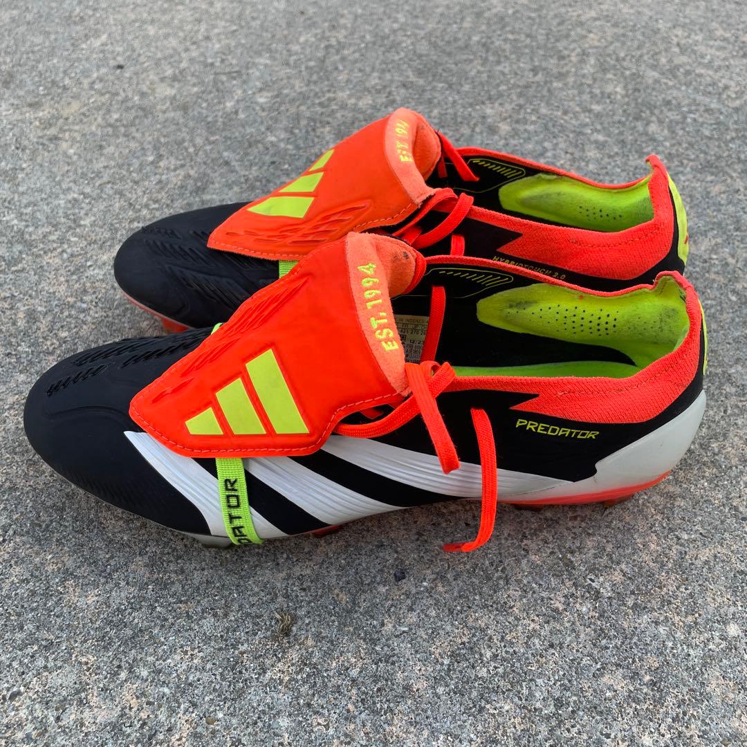 Adidas Predator FG サッカーシューズ　天然芝 プレデター