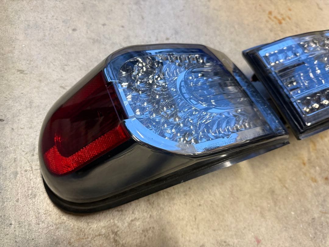 トヨタ FJクルーザー 専用LEDテールランプ スモークテール