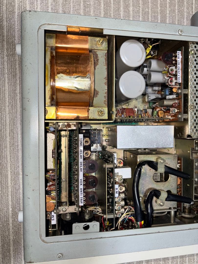 ②ヤエス　YAESU FT-101ES
