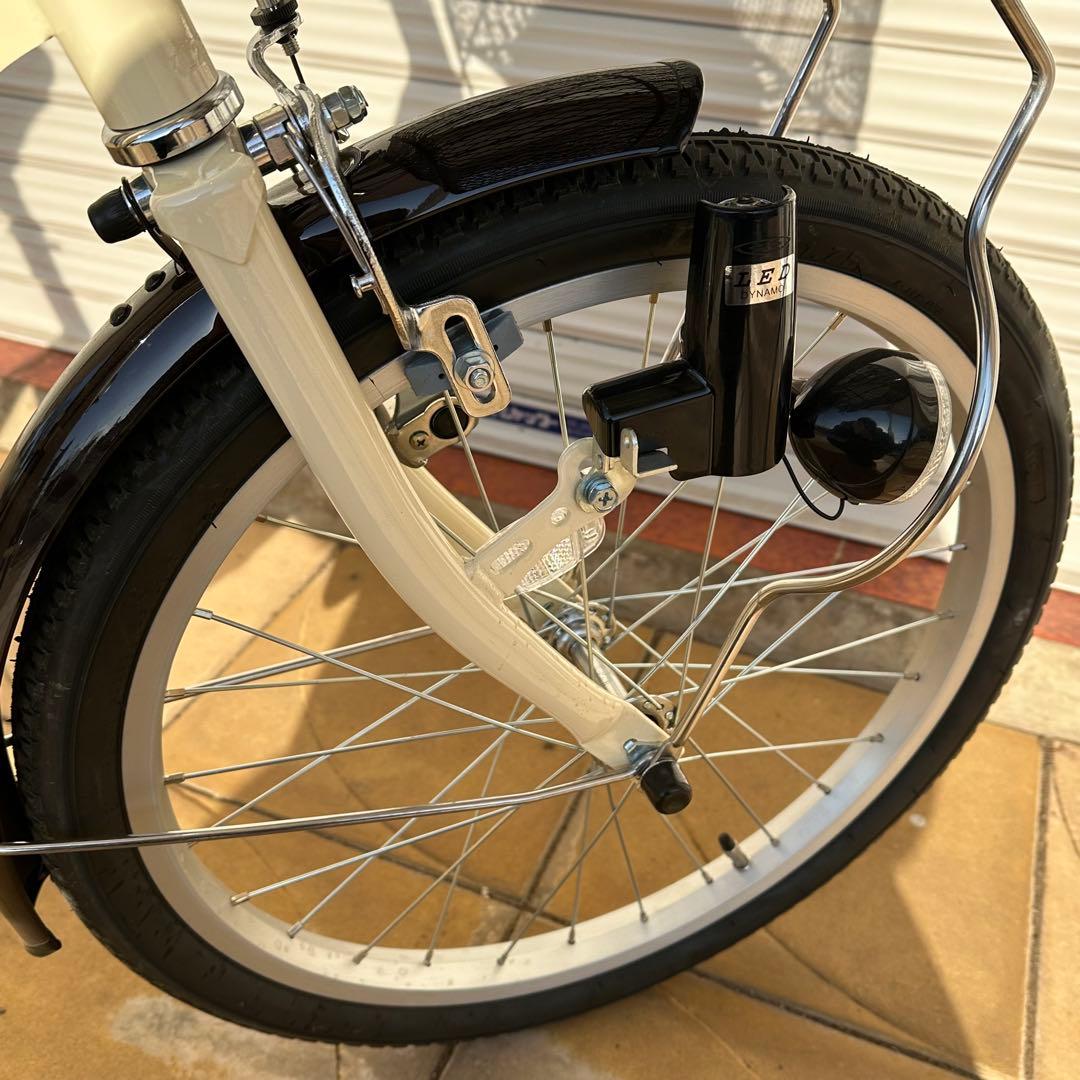 アサヒサイクル　3輪自転車　前後バスケット付き　ほぼ新品 メーカー保証付き 埼玉