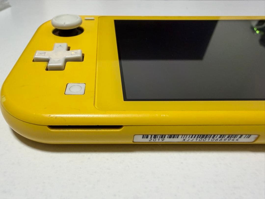 Nintendo Switch Lite イエロー【ジャンク】