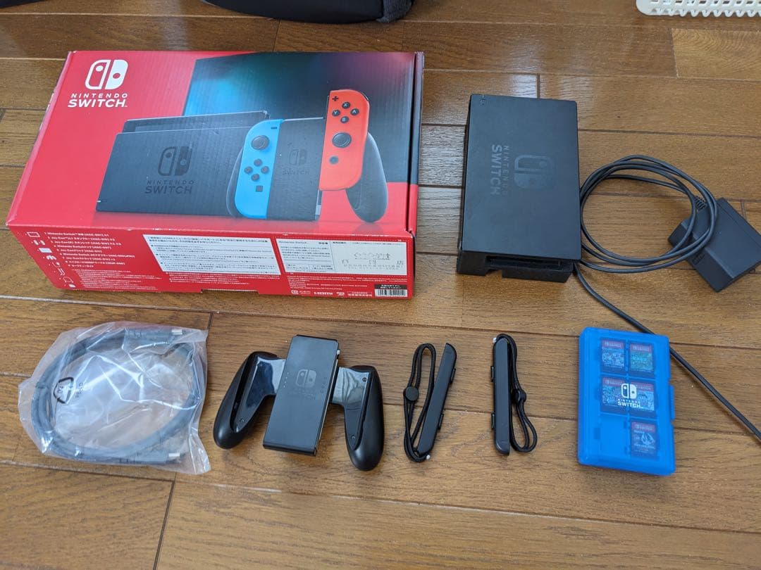 タイトル Nintendo Switch 本体 旧型 美品 ソフト5本 プロコン