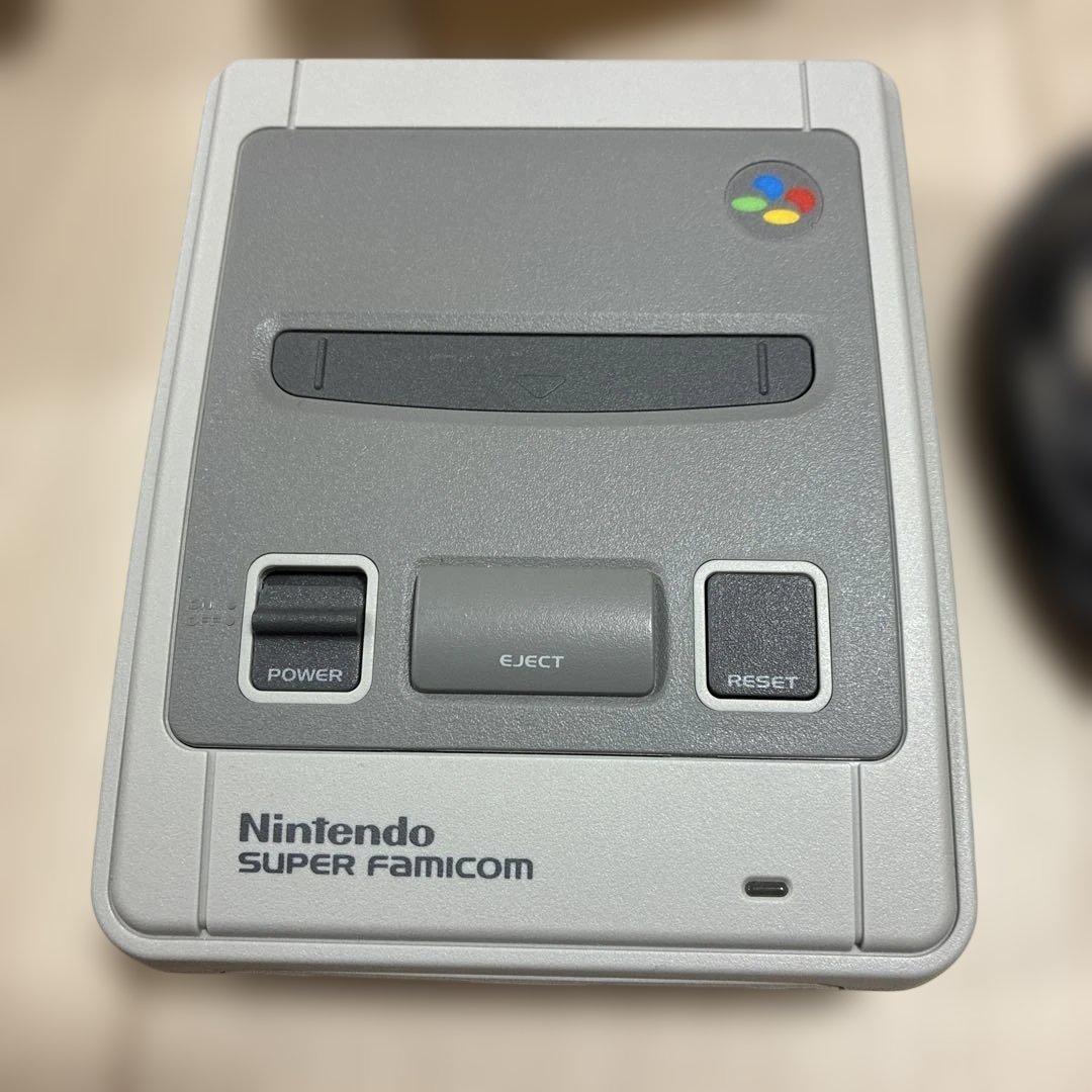 ニンテンドースーパーファミコンミニ