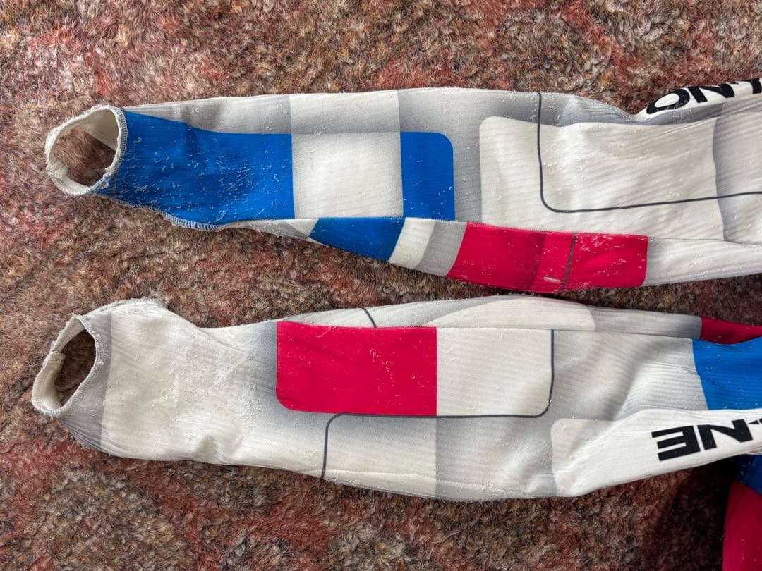 オンヨネ　レーシングワンピース　パッド入り　M 中古品