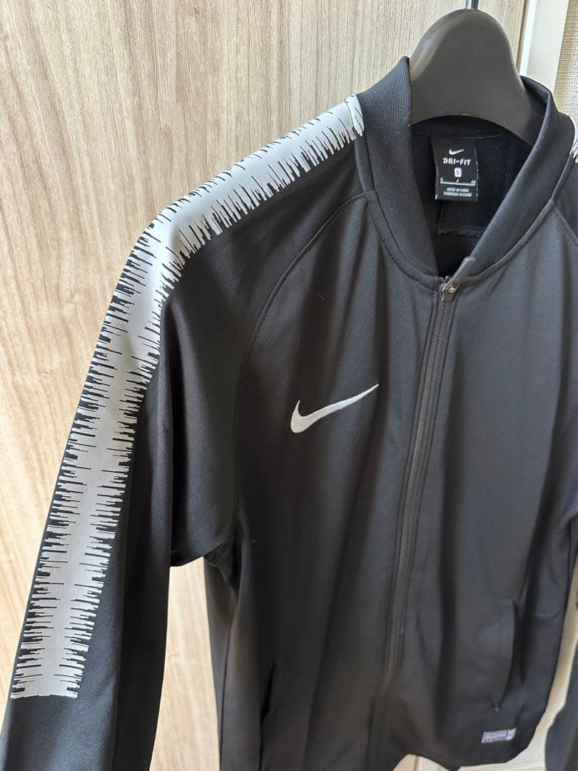 鹿島アントラーズ　　 NIKE 2019 ACL 移動着　選手着用モデル